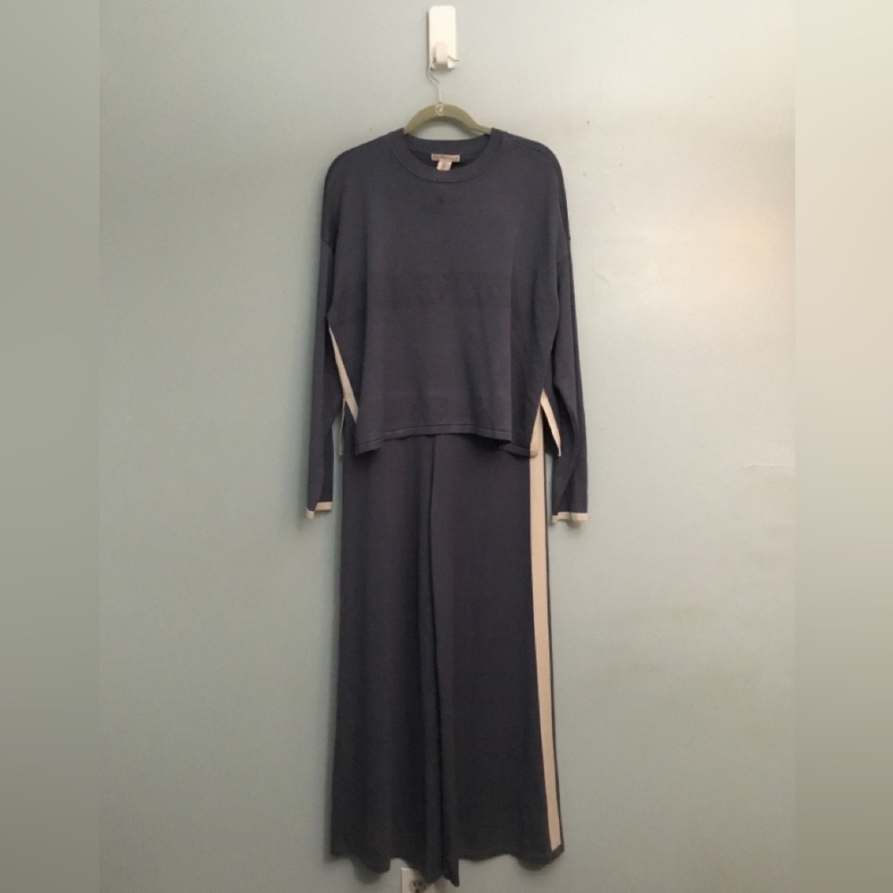 Sincerely Jules Navy Knit Top and Cream Stripe Detail - Picture 6 of 16